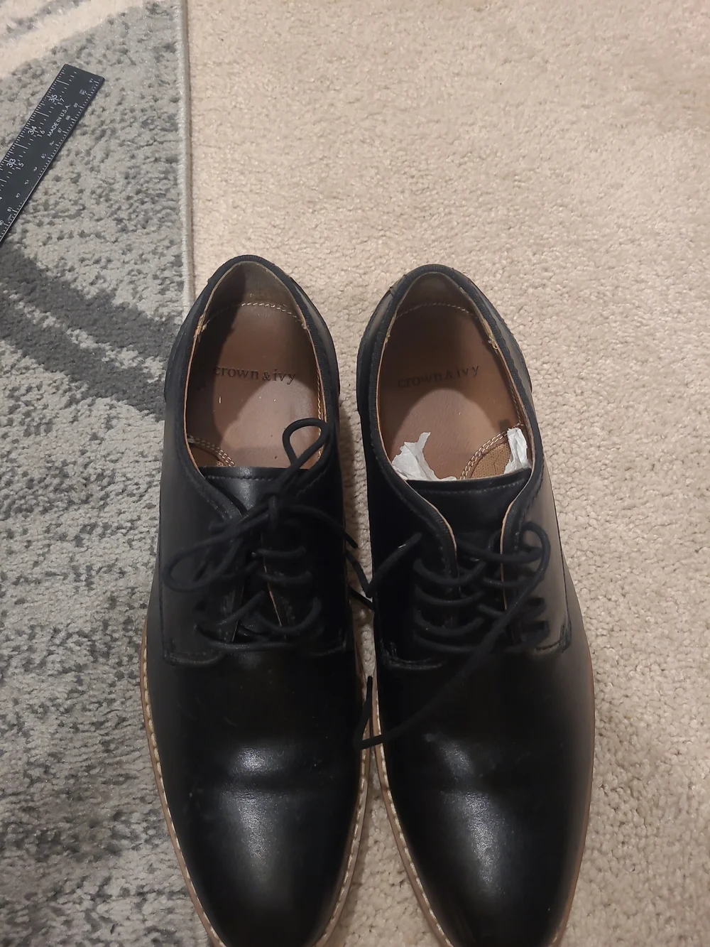 Crown and Ivy Oxford Leather Dress Shoes - Size 10 M